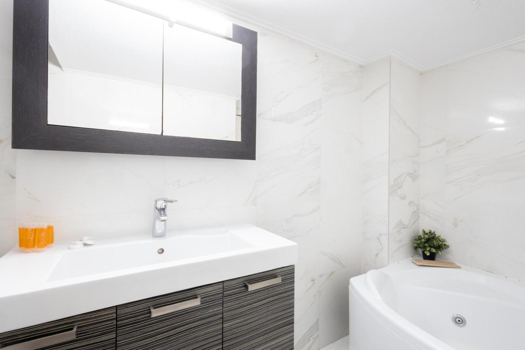 A Luxury & Comfortable Apt In Aten Exteriör bild